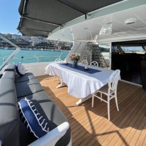 private yacht rental istanbul with dinner
