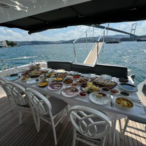 bosphorus private boat rental