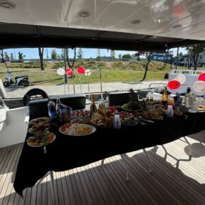 party yacht istanbul