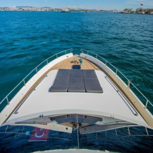 istanbul bosphorus boat hire