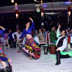 dinner boat cruise istanbul shows