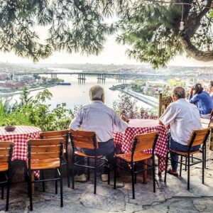 Peaceful moments above the Golden Horn at Pierre Loti Hill