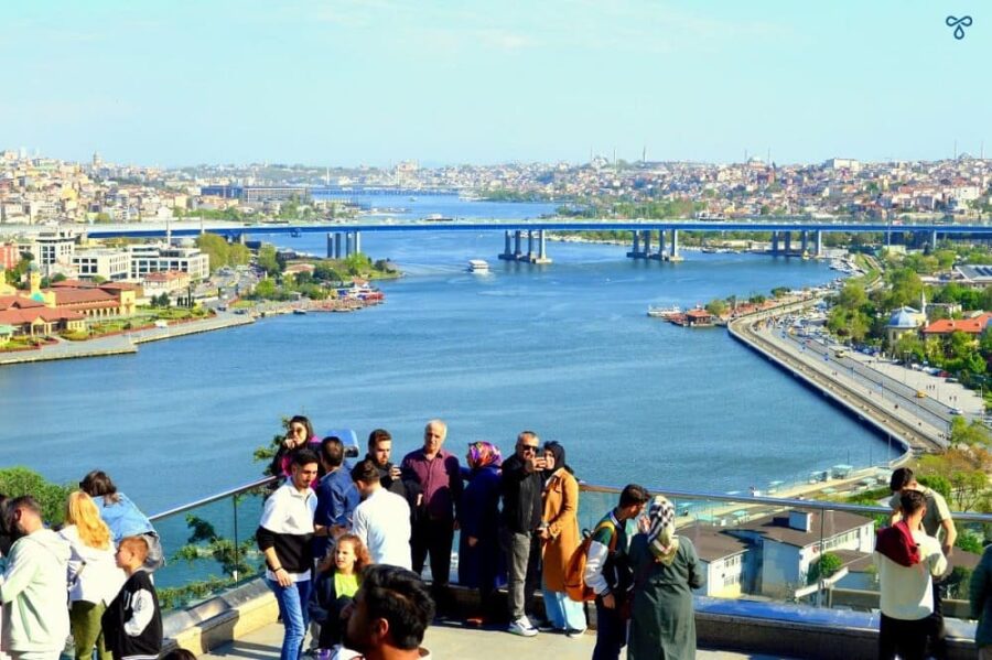 Soaring over the Golden Horn to reach Pierre Loti Hill