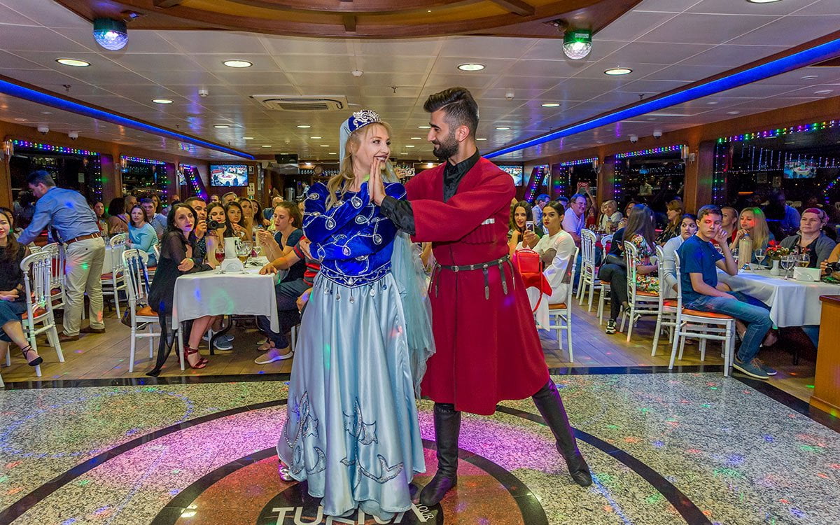dinner-cruise-istanbul