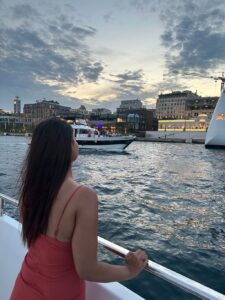 she tours bosphorus cruise