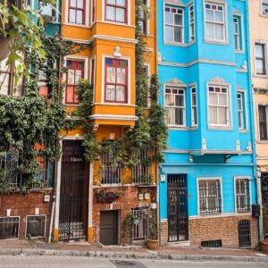 istanbul professional tour guide ozgen